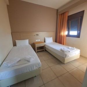 Вила Декавил - Геракини