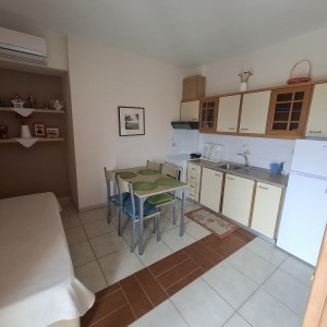 Вила Декавил - Геракини