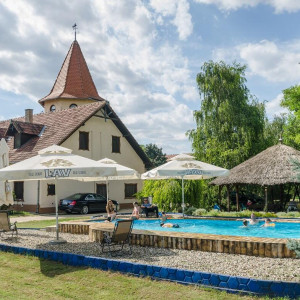 Бисерите на Војводина Мајкин и Цветен Салаш Нови Сад и Сремски Карловци 