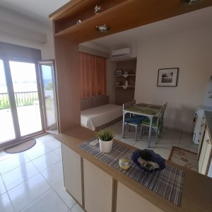 Вила Декавил - Геракини