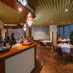 SAMOKOV 4*