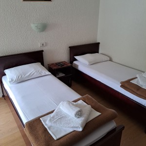 Хотел ИН- Чањ